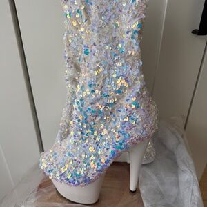 NEW - Sparkly Sequin Pleaser Size 5 Plasform Heels White iridescent - 7 Inch